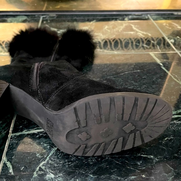 Franco Sarto black high heel fur trimmed Swede genuine leather boots size 7.5 - Picture 3 of 3